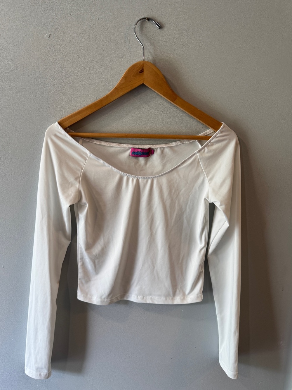 Edikted White Off The Shoulder Long Sleeve Ruched Crop Top Small Like New